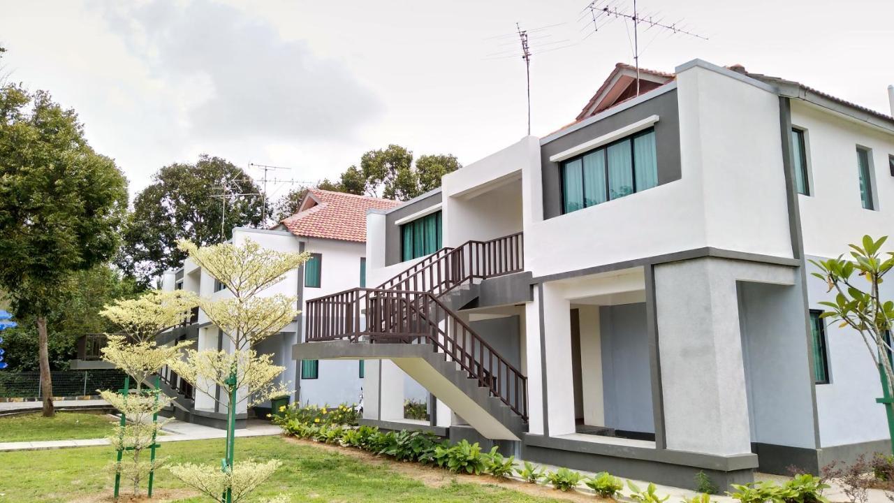 Desaru, Bayu Balau Beach Resort Bandar Penawar Экстерьер фото