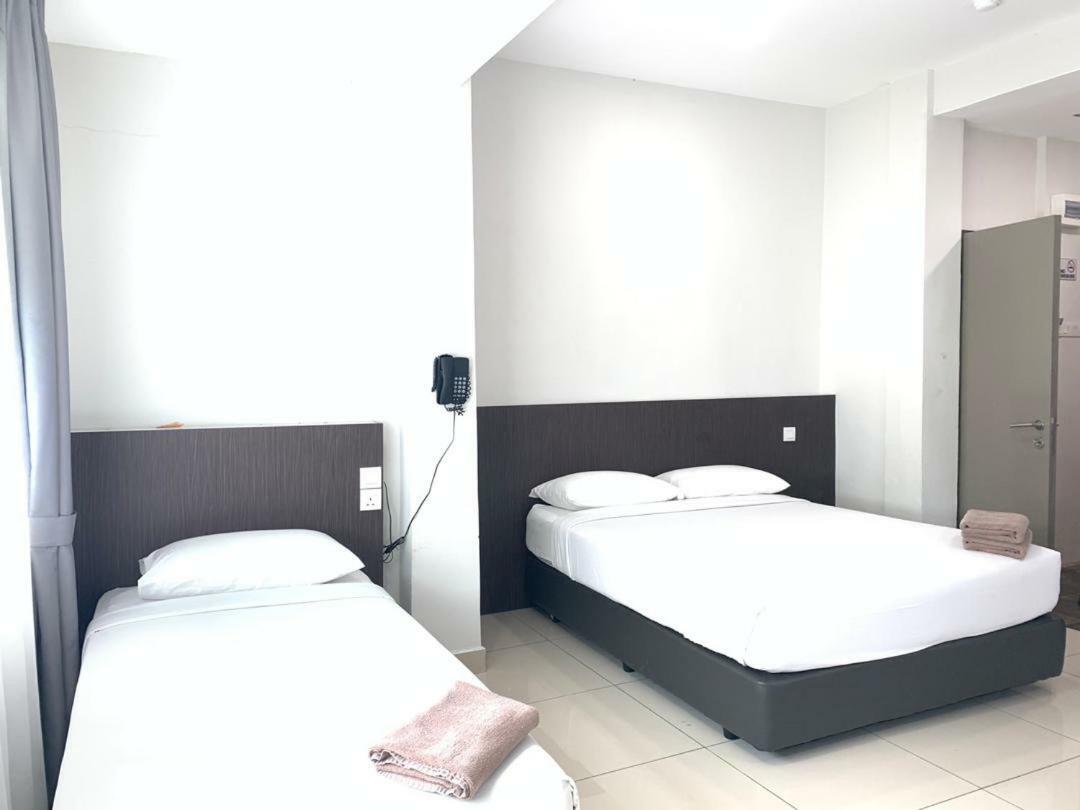 Desaru, Bayu Balau Beach Resort Bandar Penawar Экстерьер фото